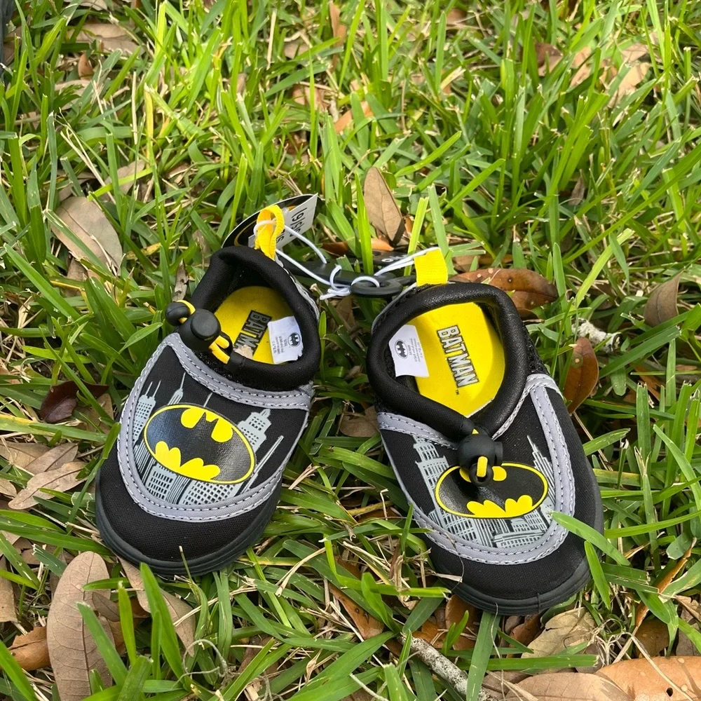 Batman Water-shoes. Size 5/6 NWT